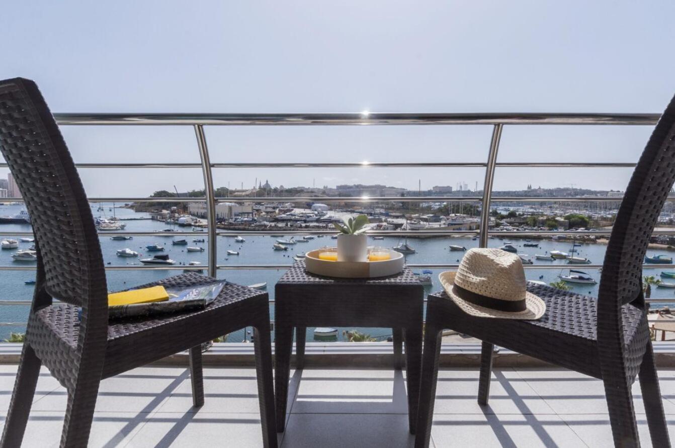 Valletta View Apartments By St Hotels Gżira Kültér fotó